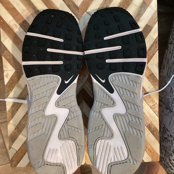 NIKE Air Max Excee - Picture 4 of 5